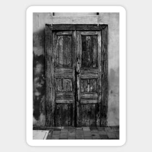 An Old Door in Milan, BW. Corso Lodi, 47 Sticker